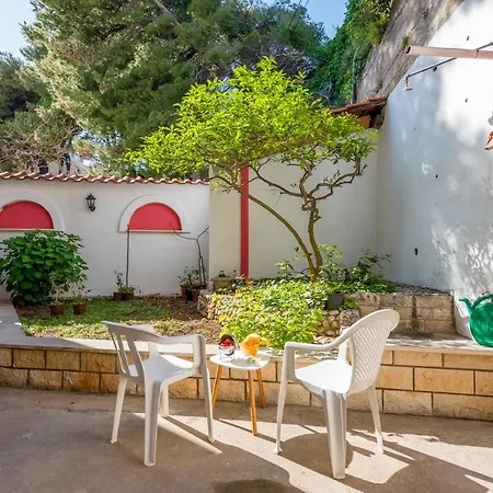 Appartement Vivid One Bedroom Apartment, With Terrace & Garden Dubrovnik